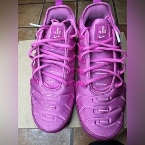 Nike Air Vapor Max Size 8 Fireberry 2020 Rare